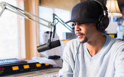 白酒宣傳片制作公司，如何讓宣傳片更有創(chuàng)意性?